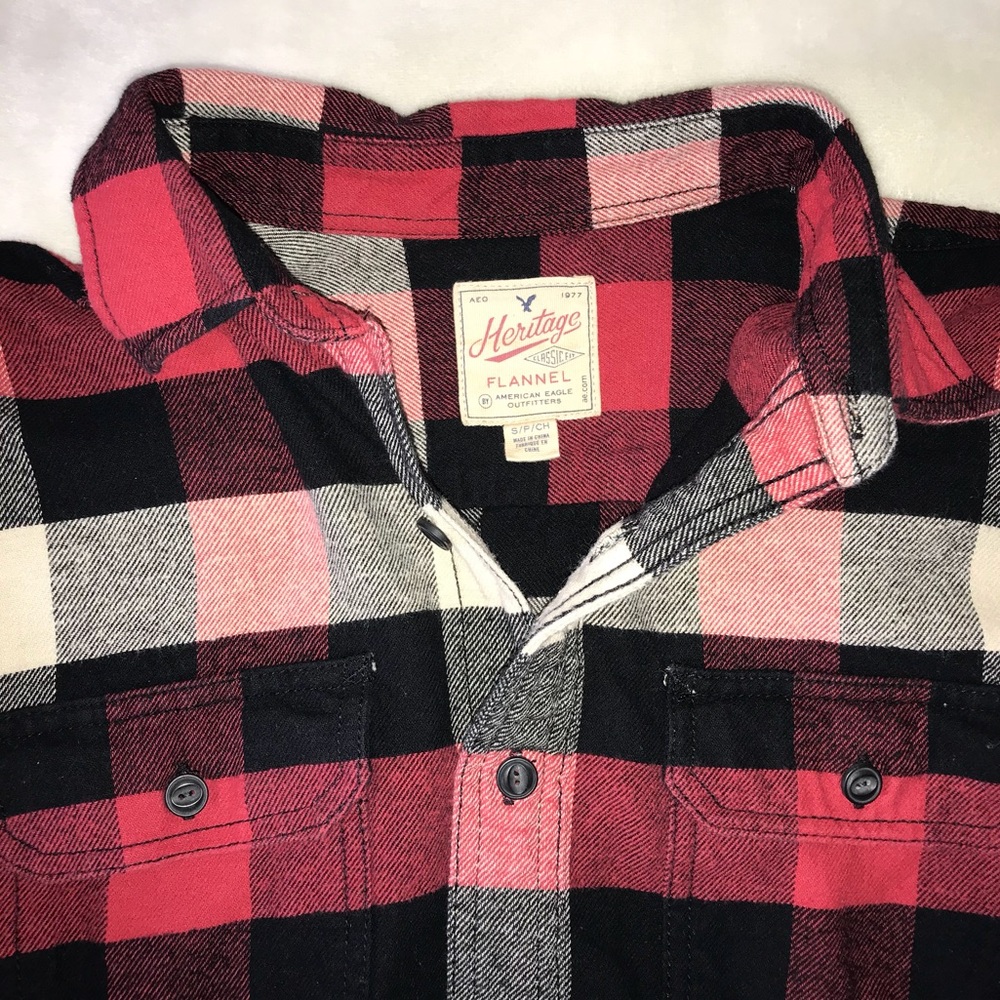 American Eagle Flannel (classic fit)